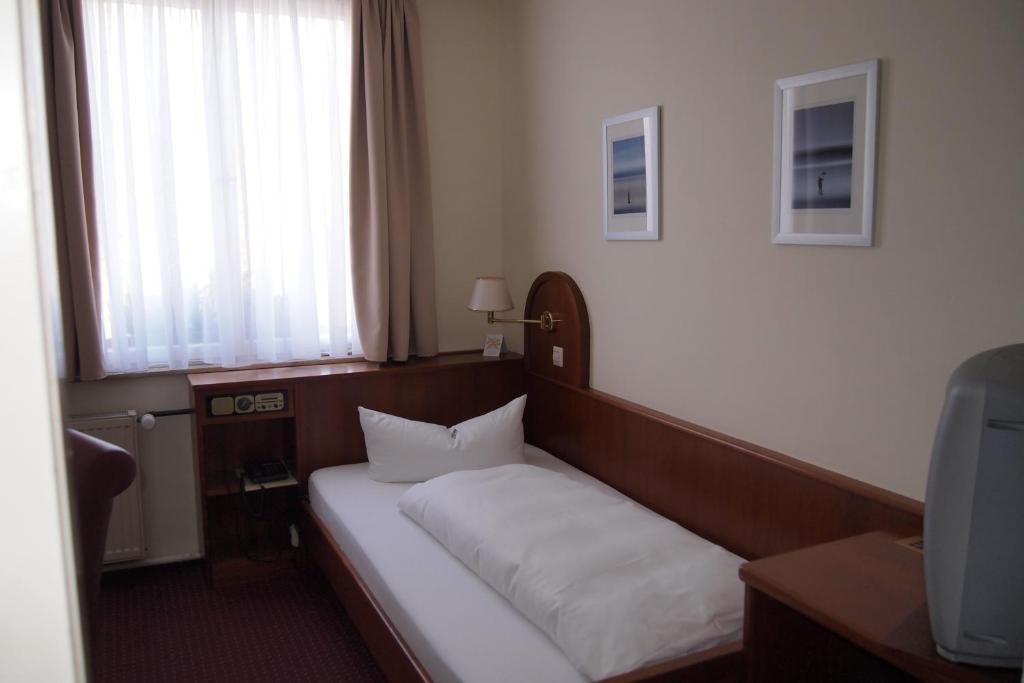 Hotel Am Bad Tübingen Pokoj fotografie